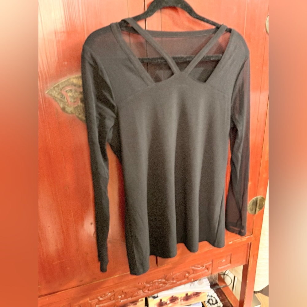 Lynn Ritchie Dressy Sweater “Silver” Line Black Knit & Sheer Material